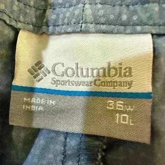 Columbia Blue Flat Front Shorts Size 10 - Picture 2 of 5